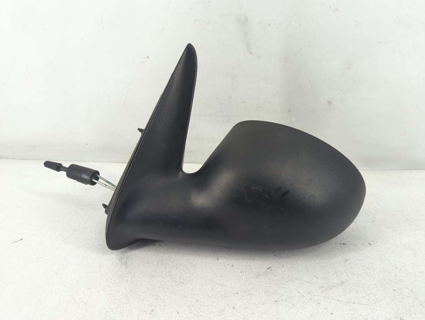 2007-2008 Chrysler Pt Cruiser Driver Side View Mirror - Left Door Mirror OEM Used - Oemusedautoparts1.com