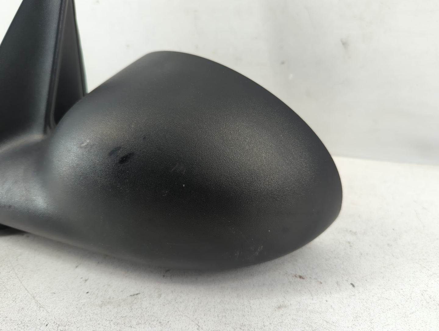 2007-2008 Chrysler Pt Cruiser Driver Side View Mirror - Left Door Mirror OEM Used - Oemusedautoparts1.com