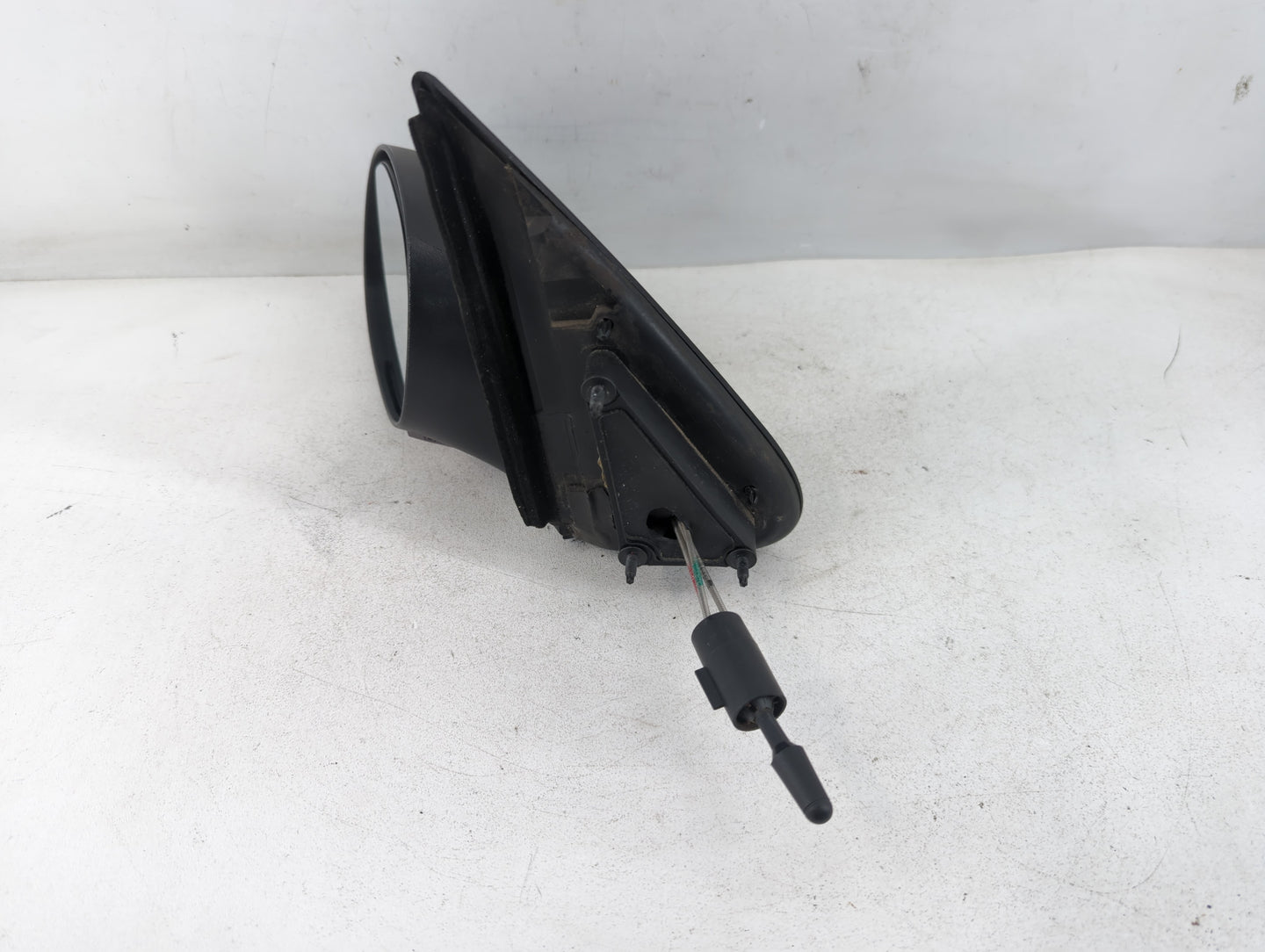 2007-2008 Chrysler Pt Cruiser Driver Side View Mirror - Left Door Mirror OEM Used - Oemusedautoparts1.com