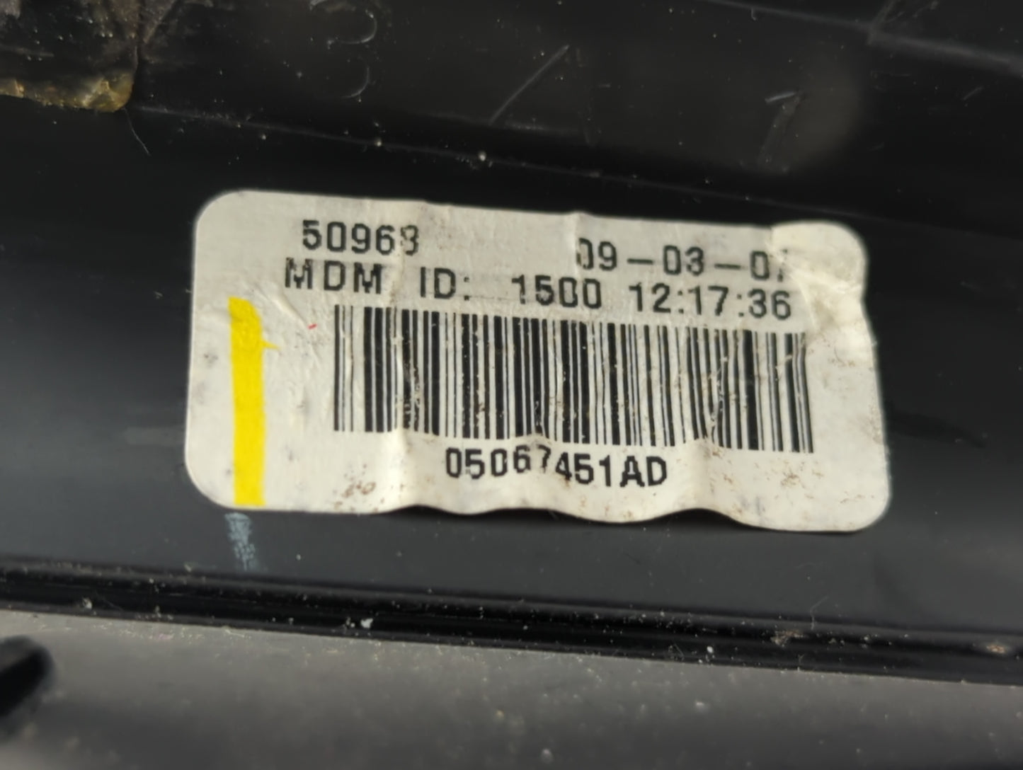2007-2008 Chrysler Pt Cruiser Driver Side View Mirror - Left Door Mirror OEM Used - Oemusedautoparts1.com