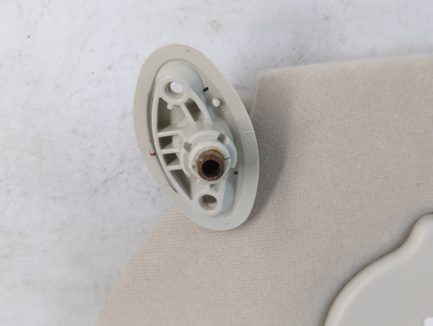 2006-2009 Chrysler Pt Cruiser Sun Visor Shade Replacement Driver Left Mirror Fits Fits 2006 2007 2008 2009 OEM Used Auto Par