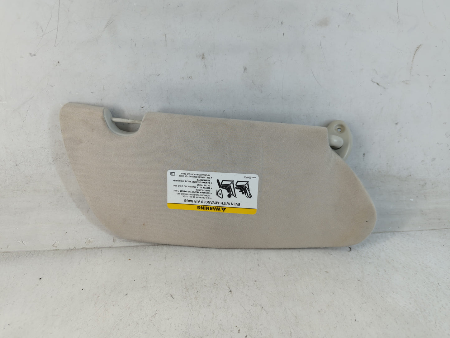 2006-2009 Chrysler Pt Cruiser Sun Visor Shade Replacement Driver Left Mirror Fits Fits 2006 2007 2008 2009 OEM Used Auto Par