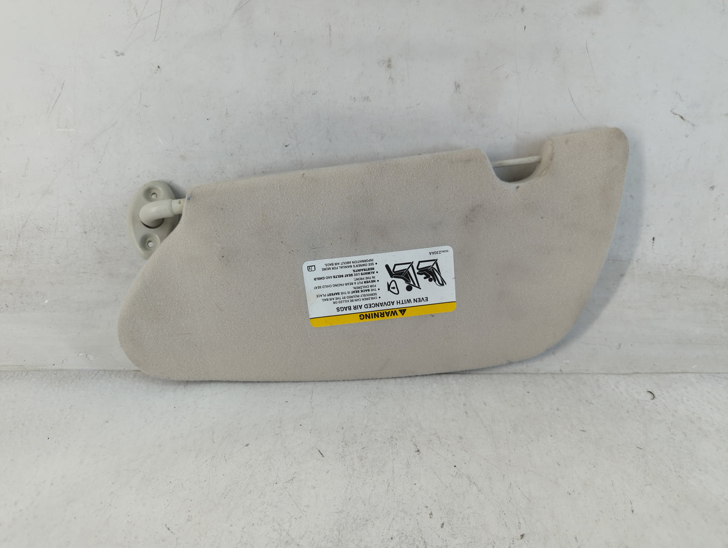 2006-2009 Chrysler Pt Cruiser Sun Visor Shade Replacement Passenger Right Mirror Fits Fits 2006 2007 2008 2009 OEM Used Auto