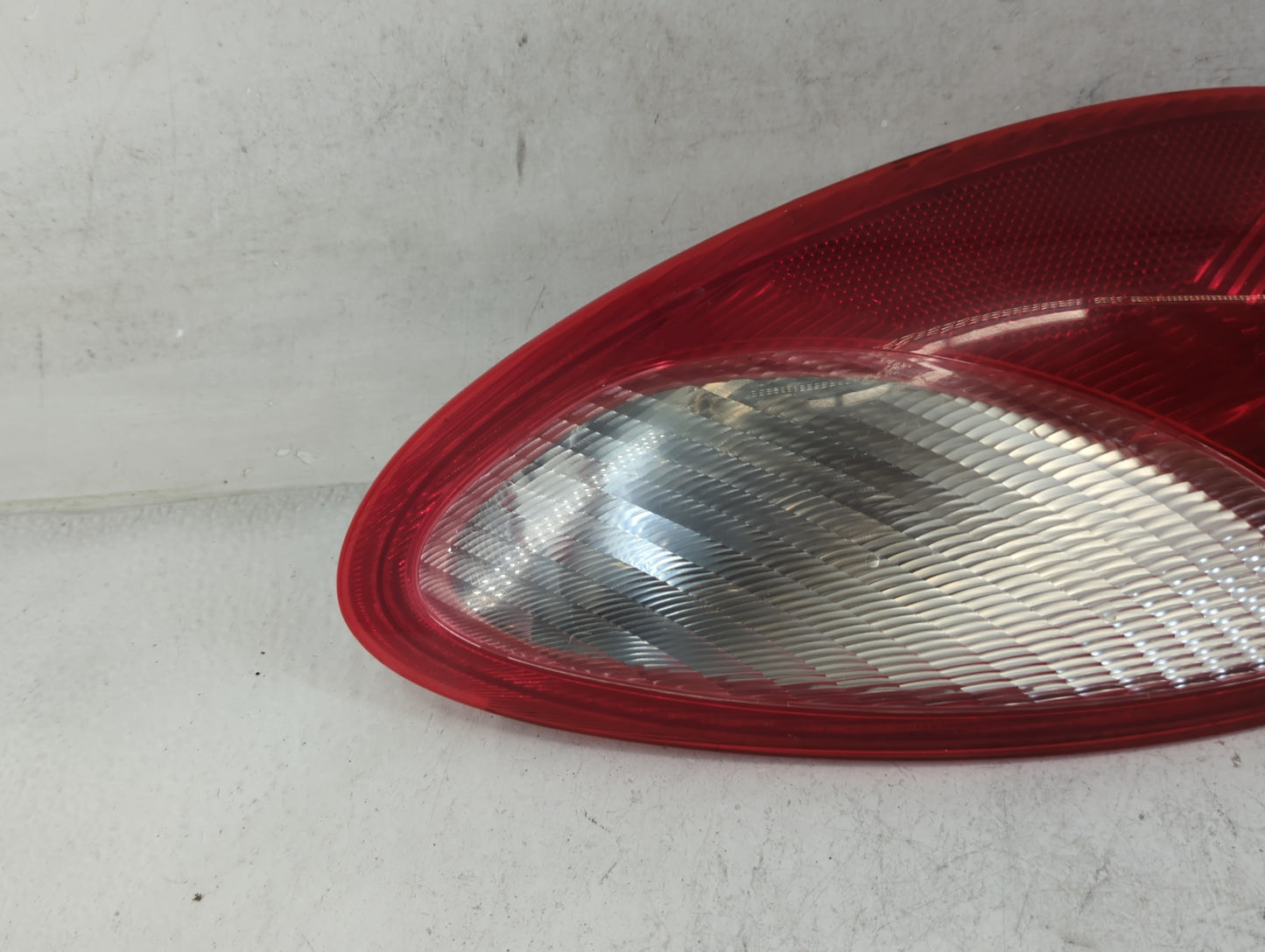 2006-2010 Chrysler Pt Cruiser Tail Light Assembly Passenger Right OEM Fits Fits 2006 2007 2008 2009 2010 OEM Used Auto Parts