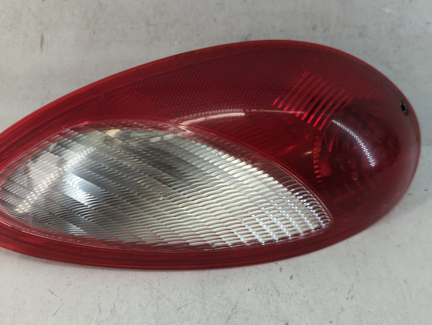 2006-2010 Chrysler Pt Cruiser Tail Light Assembly Passenger Right OEM Fits Fits 2006 2007 2008 2009 2010 OEM Used Auto Parts