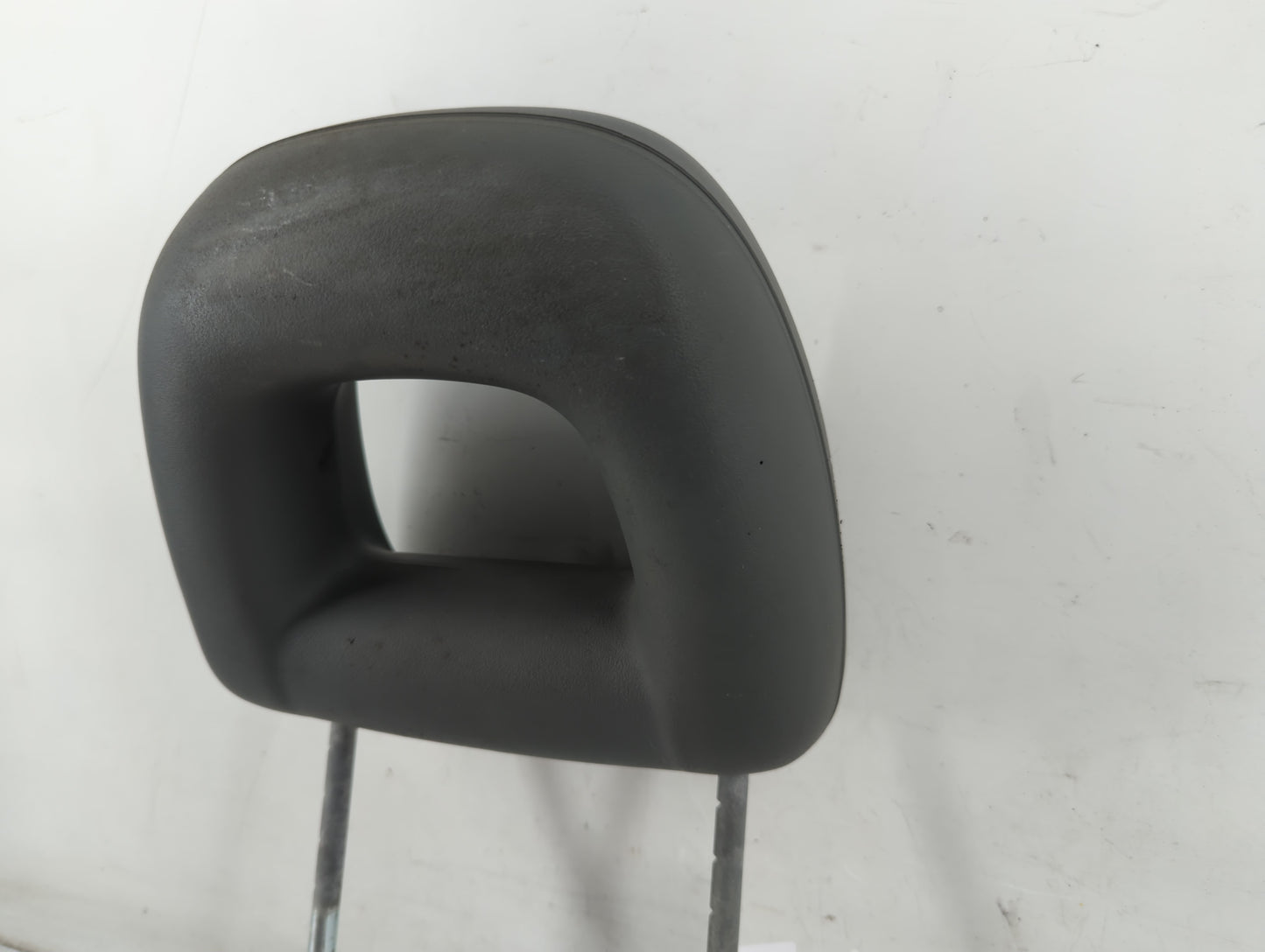 2008 Chrysler Pt Cruiser Headrest Head Rest Front Driver Passenger Seat Fits OEM Used Auto Parts - Oemusedautoparts1.com