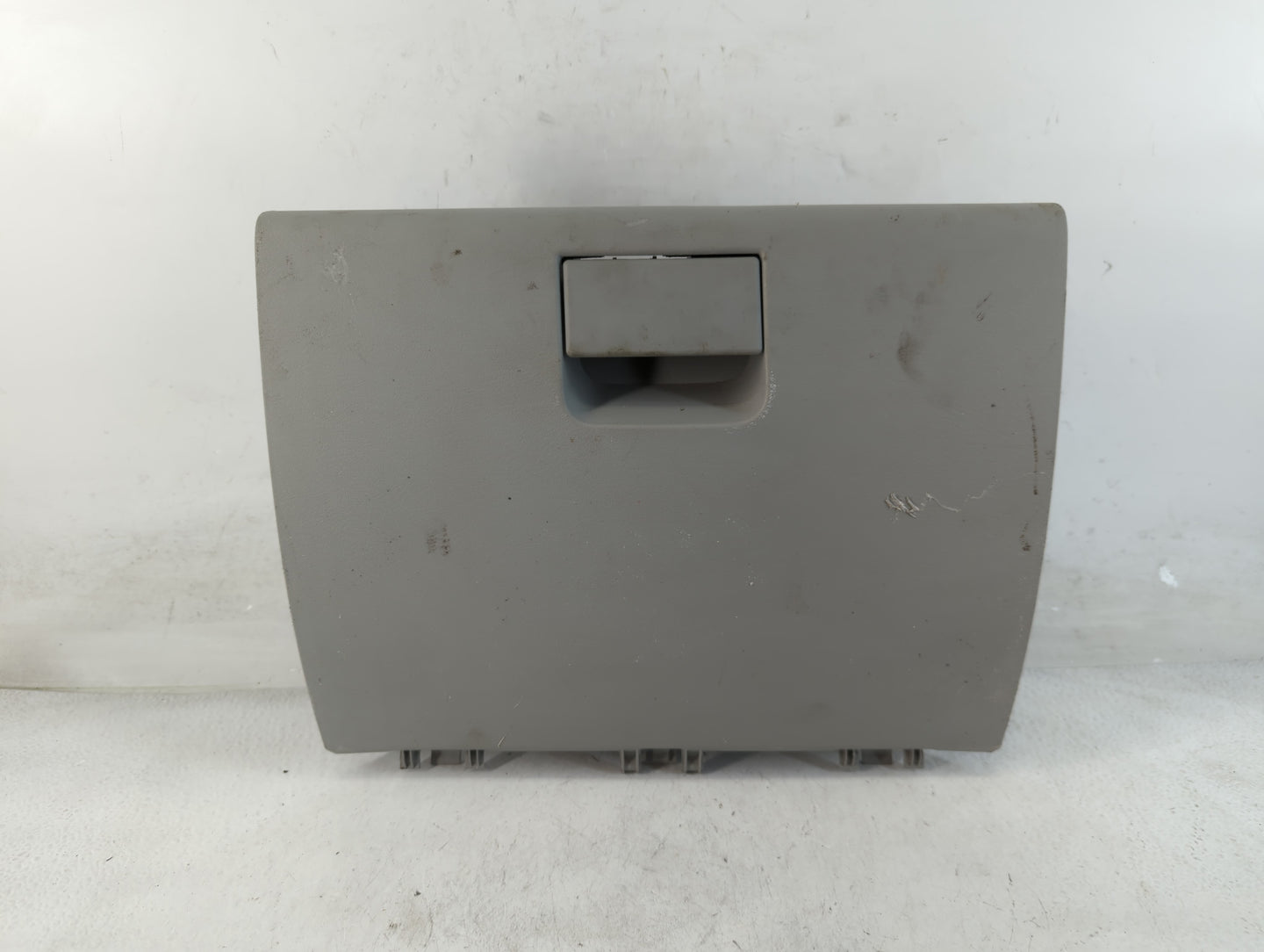 2008 Chrysler Pt Cruiser Passenger Glove Box Door Storage Compartment - Oemusedautoparts1.com