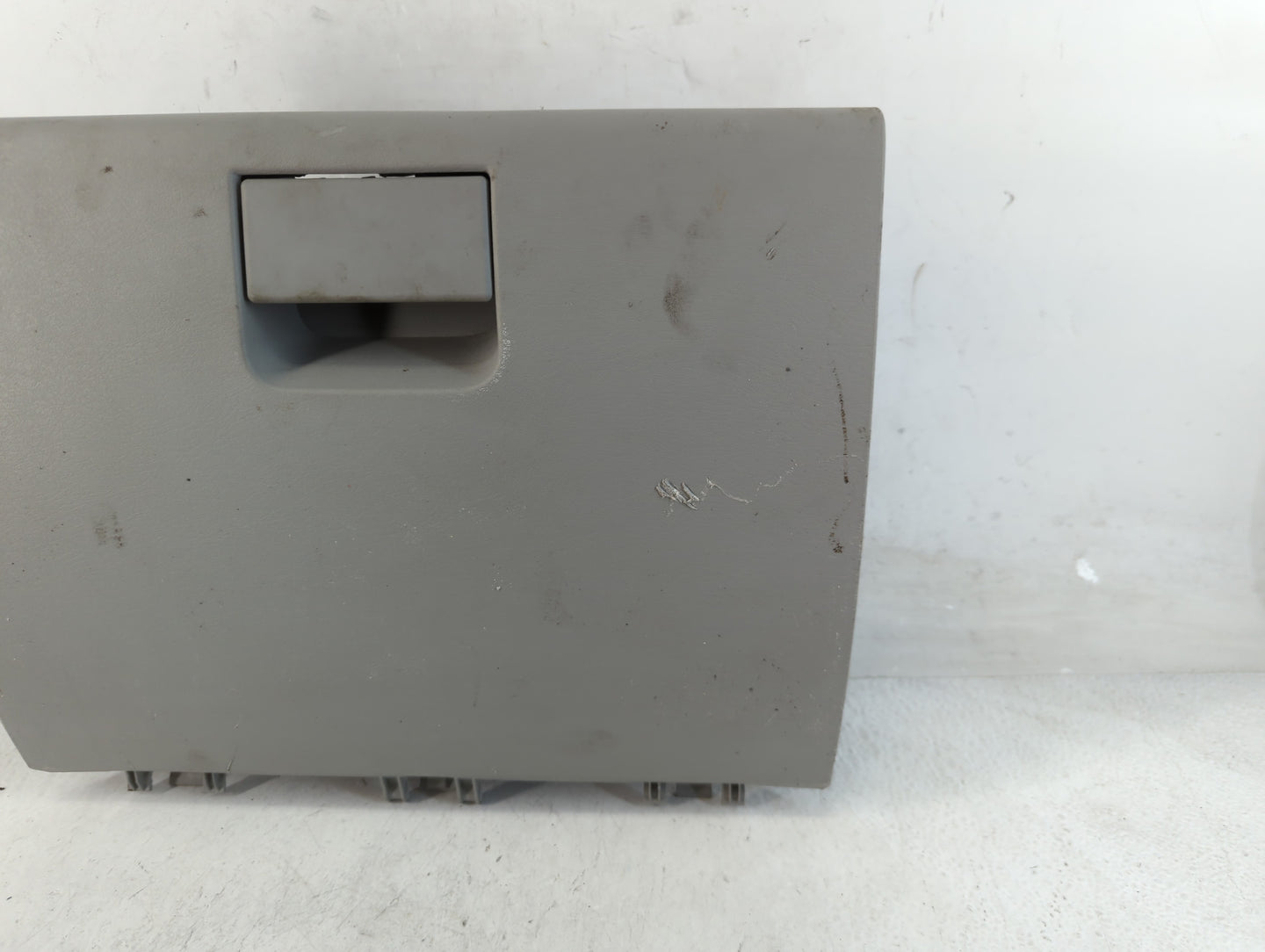 2008 Chrysler Pt Cruiser Passenger Glove Box Door Storage Compartment - Oemusedautoparts1.com
