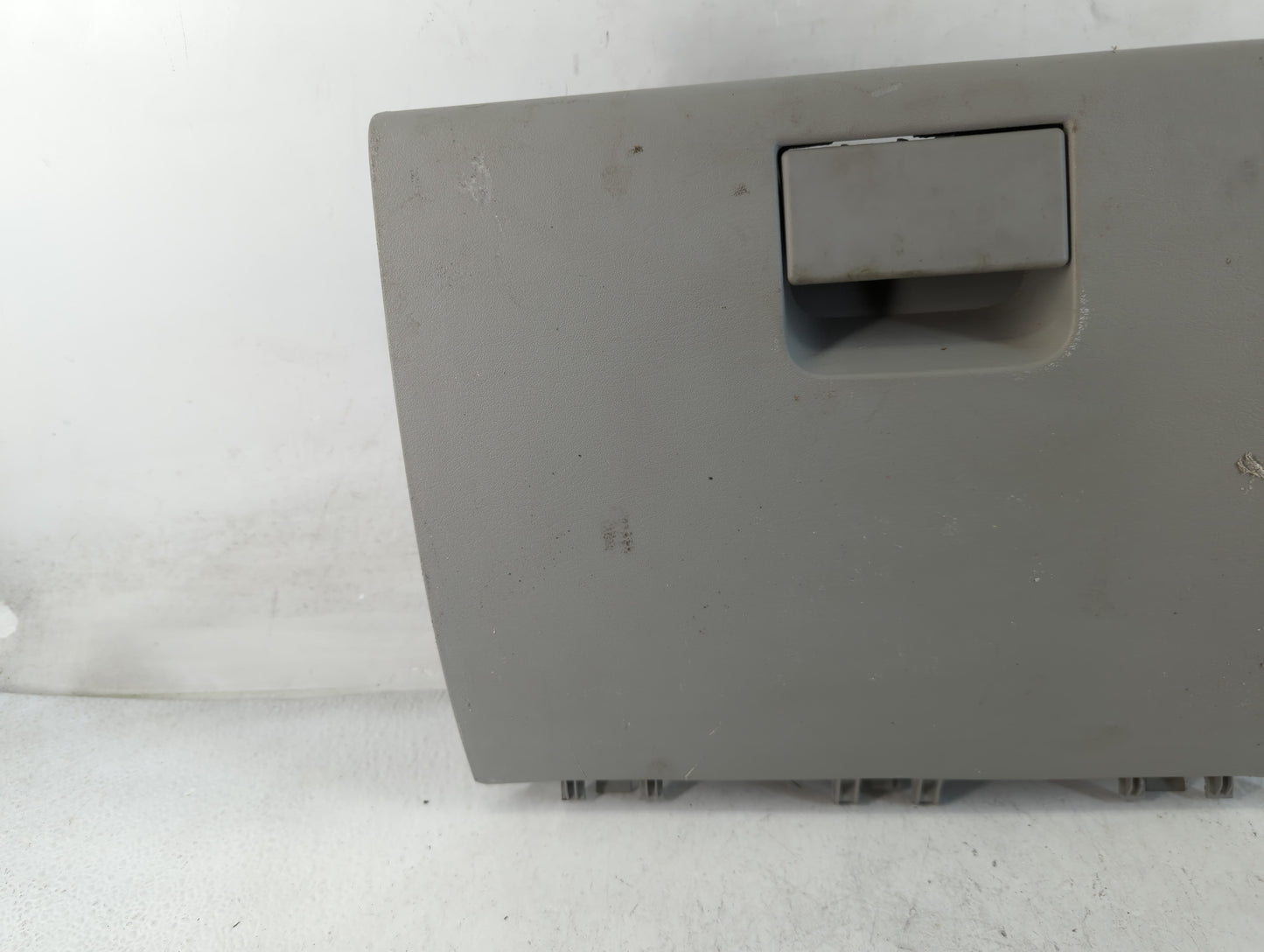 2008 Chrysler Pt Cruiser Passenger Glove Box Door Storage Compartment - Oemusedautoparts1.com