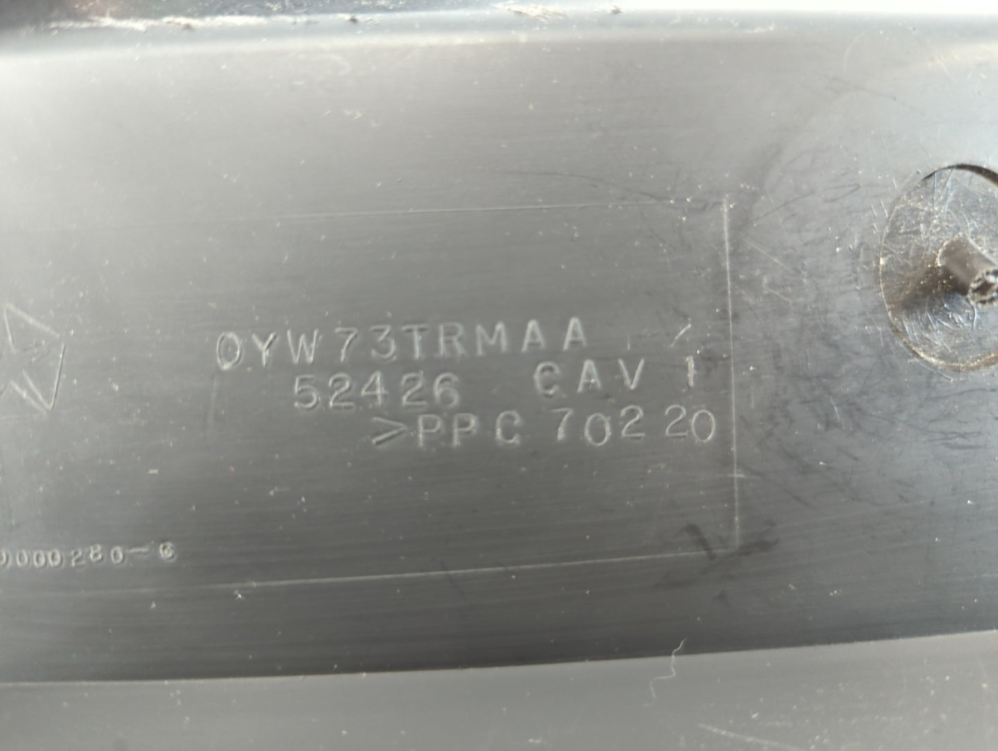 2008 Chrysler Pt Cruiser Passenger Glove Box Door Storage Compartment - Oemusedautoparts1.com