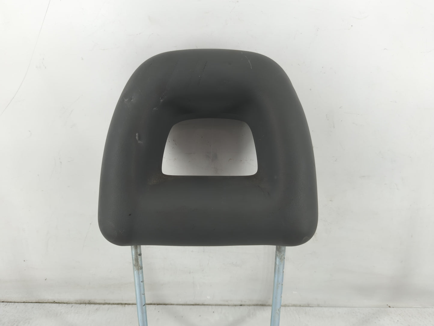 2007-2008 Chrysler Pt Cruiser Headrest Head Rest Front Driver Passenger Seat Fits Fits 2007 2008 OEM Used Auto Parts - Oemus