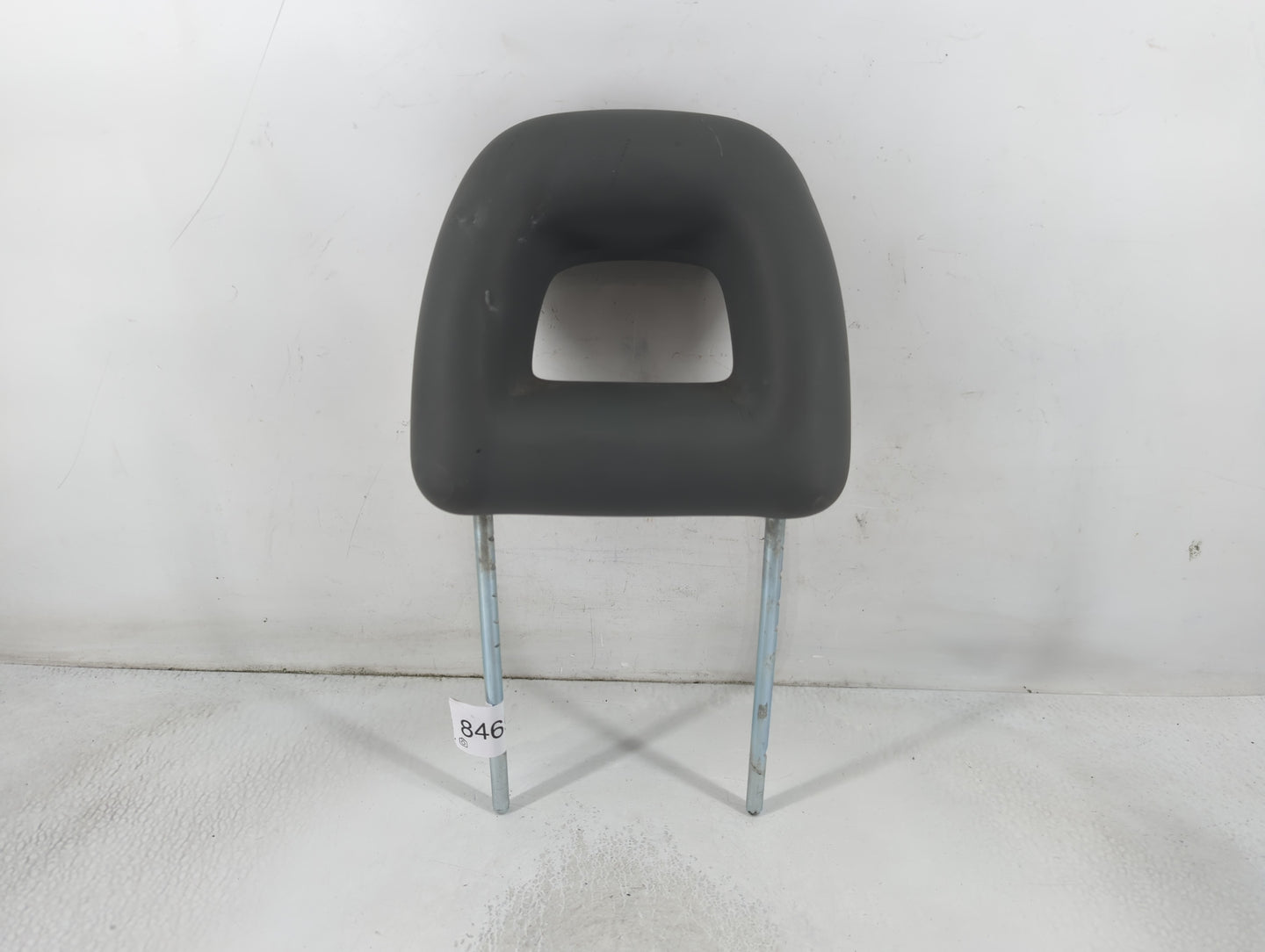 2007-2008 Chrysler Pt Cruiser Headrest Head Rest Front Driver Passenger Seat Fits Fits 2007 2008 OEM Used Auto Parts - Oemus