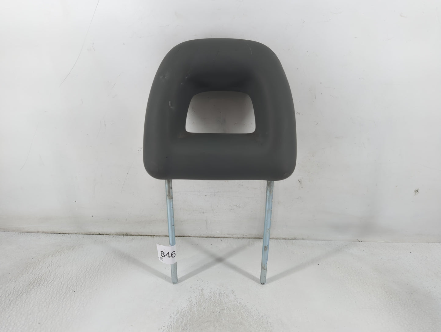 2007-2008 Chrysler Pt Cruiser Headrest Head Rest Front Driver Passenger Seat Fits Fits 2007 2008 OEM Used Auto Parts - Oemus