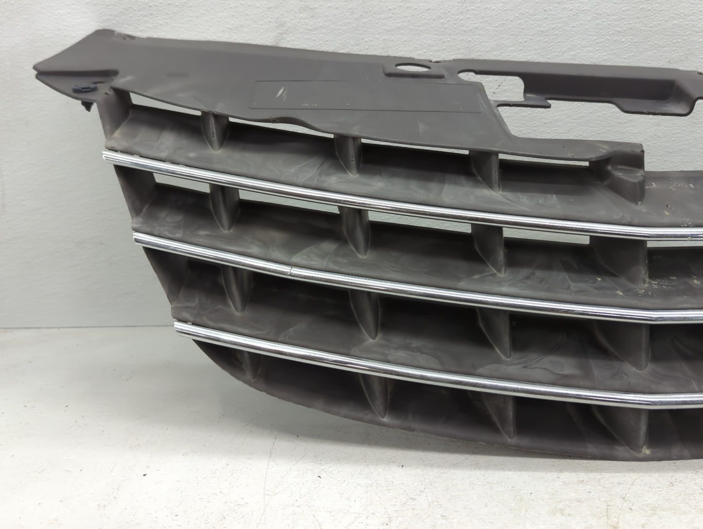 2007-2010 Chrysler Sebring Front Grille Bumper Not Included - Oemusedautoparts1.com