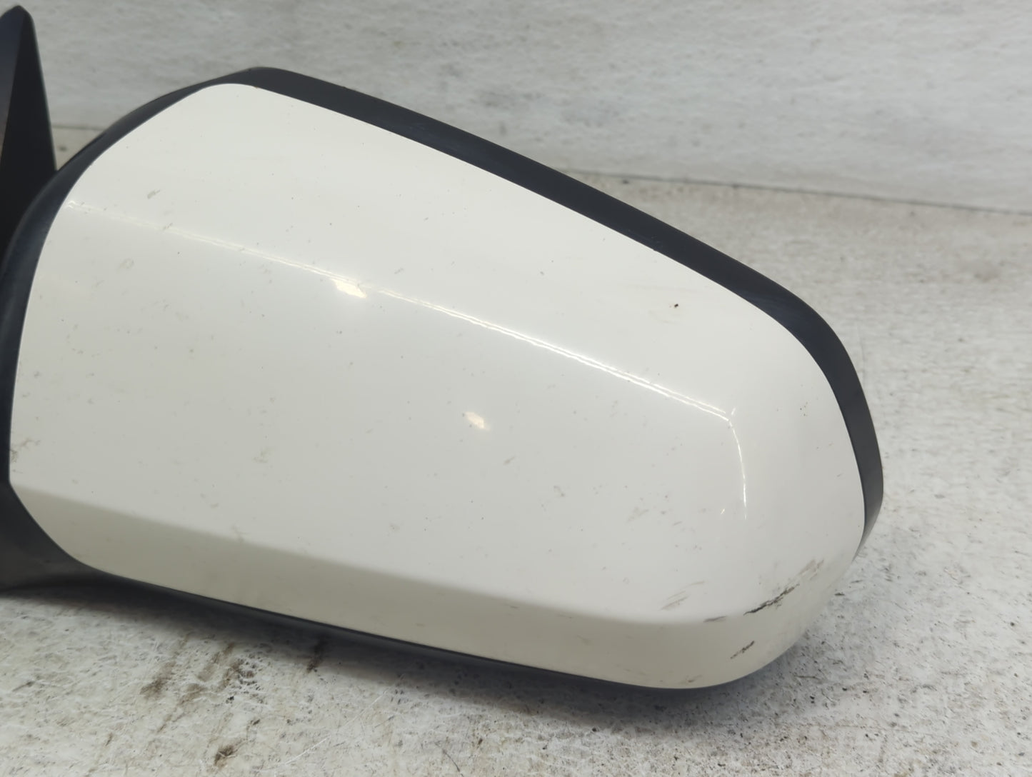 2008-2010 Chrysler Sebring Driver Side View Mirror - Left Door Mirror OEM Used - Oemusedautoparts1.com