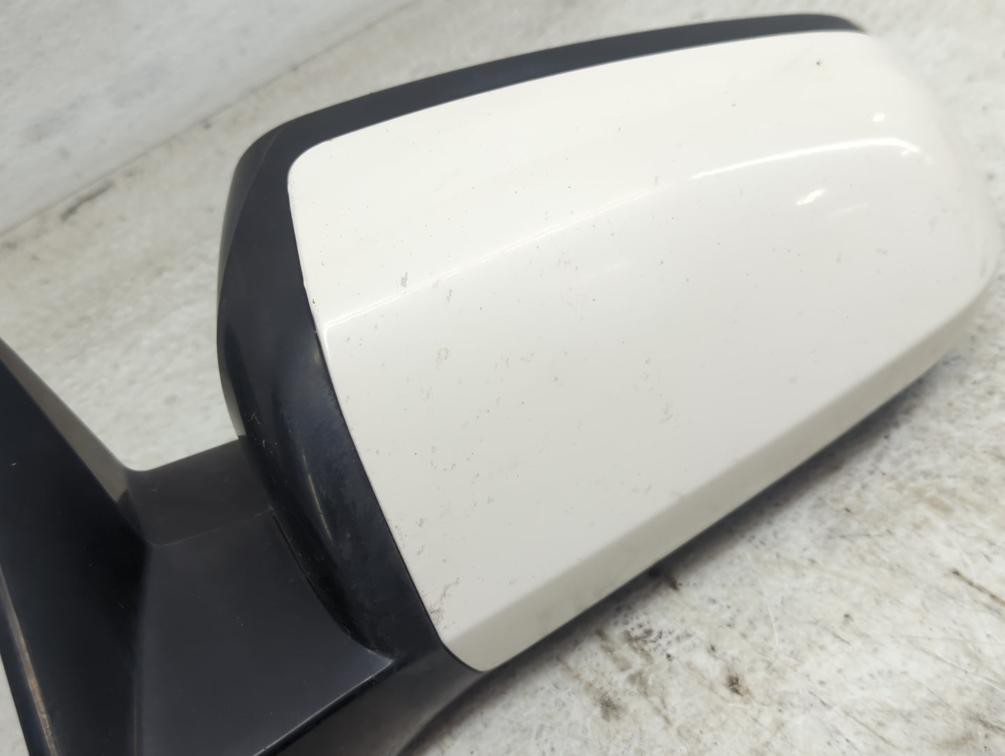 2008-2010 Chrysler Sebring Driver Side View Mirror - Left Door Mirror OEM Used - Oemusedautoparts1.com