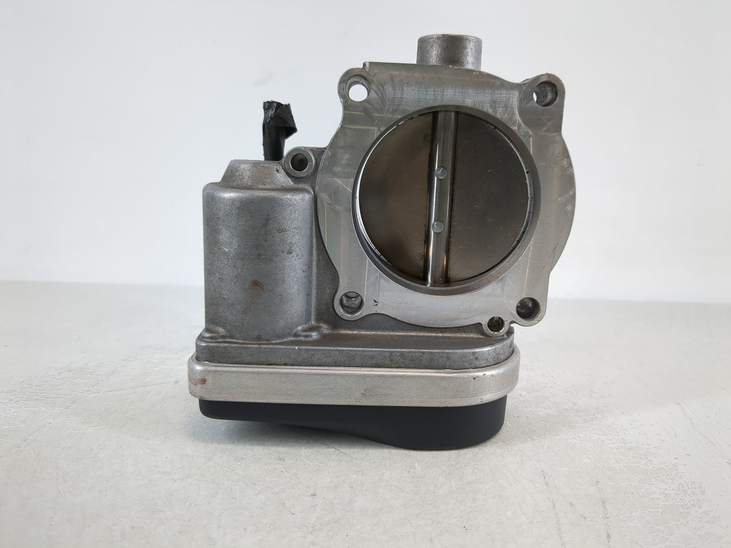 2007-2010 Chrysler Sebring Throttle Body P/N:04861691AA Fits Fits 2006 2007 2008 2009 2010 2011 OEM Used Auto Parts - Oemuse
