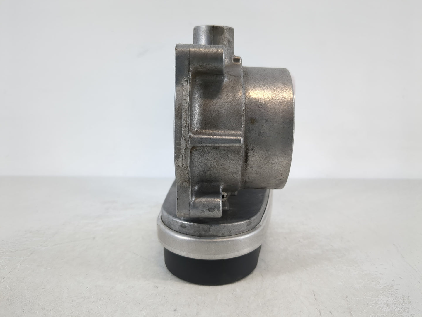 2007-2010 Chrysler Sebring Throttle Body P/N:04861691AA Fits Fits 2006 2007 2008 2009 2010 2011 OEM Used Auto Parts - Oemuse