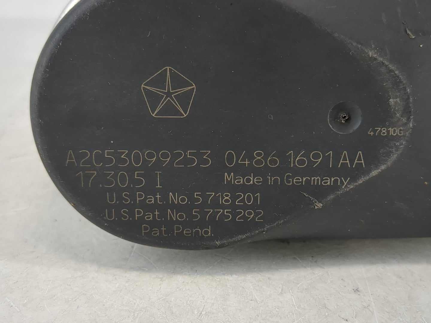 2007-2010 Chrysler Sebring Throttle Body P/N:04861691AA Fits Fits 2006 2007 2008 2009 2010 2011 OEM Used Auto Parts - Oemuse