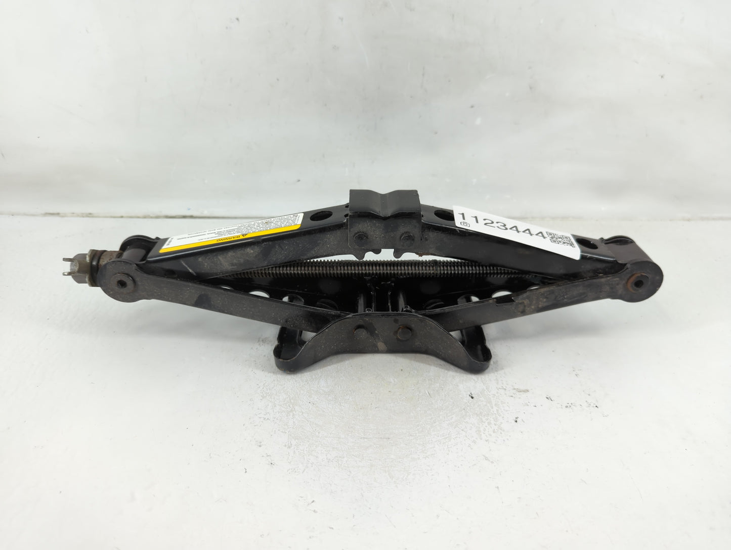2008 Chrysler Sebring Spare Scissor Car Jack - Oemusedautoparts1.com