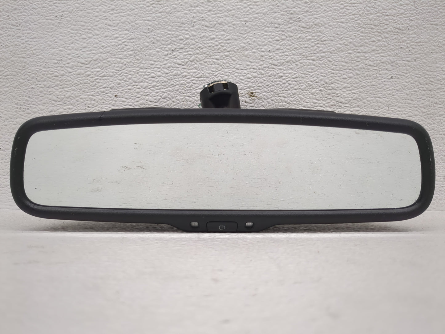 2007-2010 Chrysler Sebring Interior Rear View Mirror Replacement OEM P/N:E11026130 Fits OEM Used Auto Parts - Oemusedautopar
