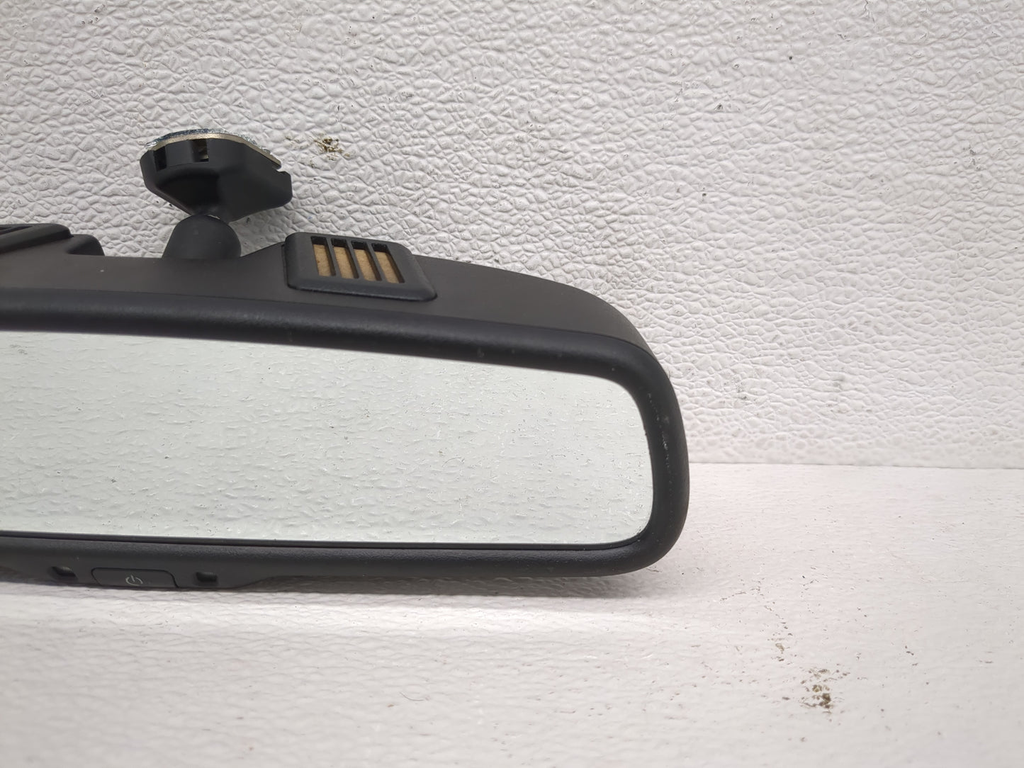 2007-2010 Chrysler Sebring Interior Rear View Mirror Replacement OEM P/N:E11026130 Fits OEM Used Auto Parts - Oemusedautopar