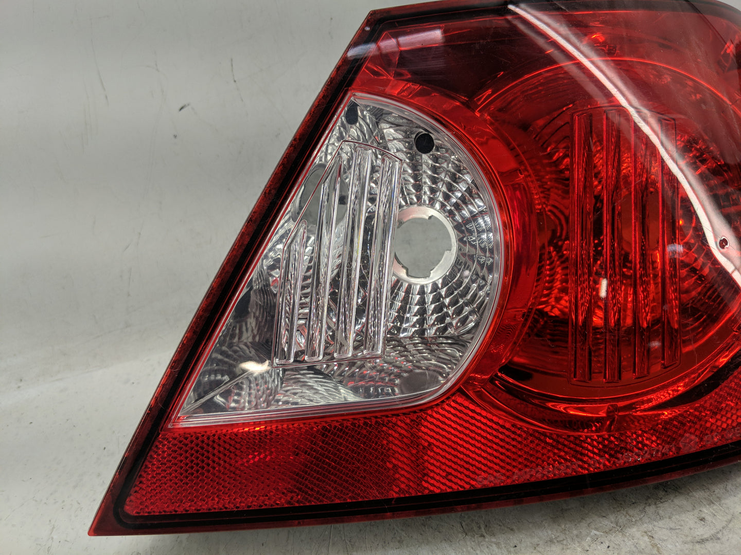 2007-2008 Chrysler Sebring Tail Light Assembly Passenger Right OEM Fits Fits 2007 2008 OEM Used Auto Parts - Oemusedautopart