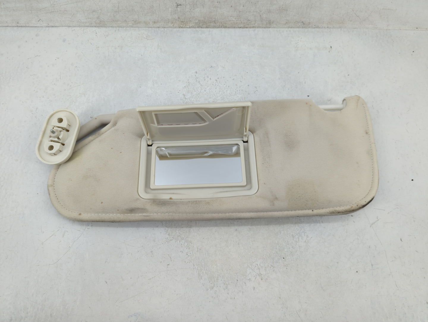 2008-2010 Chrysler Sebring Sun Visor Shade Replacement Driver Left Mirror Fits Fits 2008 2009 2010 OEM Used Auto Parts - Oem