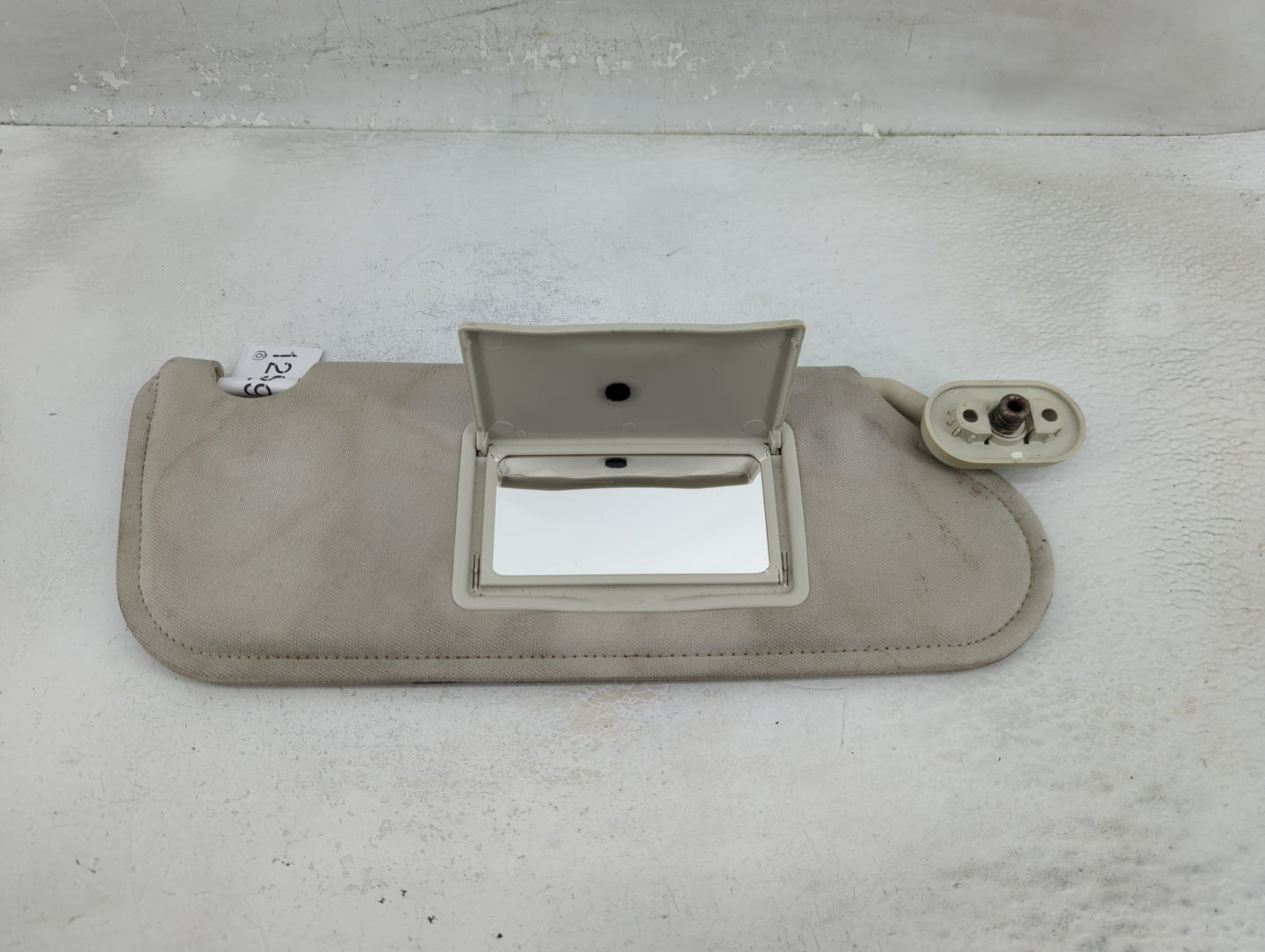 2008-2010 Chrysler Sebring Sun Visor Shade Replacement Passenger Right Mirror Fits Fits 2008 2009 2010 OEM Used Auto Parts -