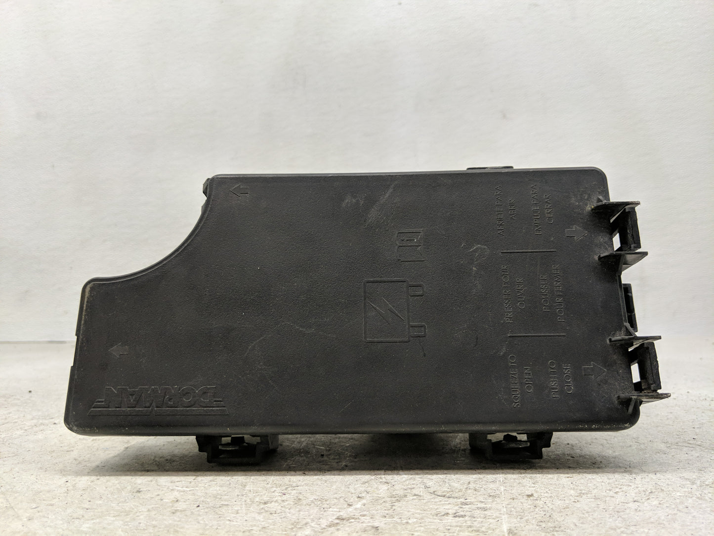 2008 Chrysler Sebring Fusebox Fuse Box Panel Relay Module Fits OEM Used Auto Parts - Oemusedautoparts1.com