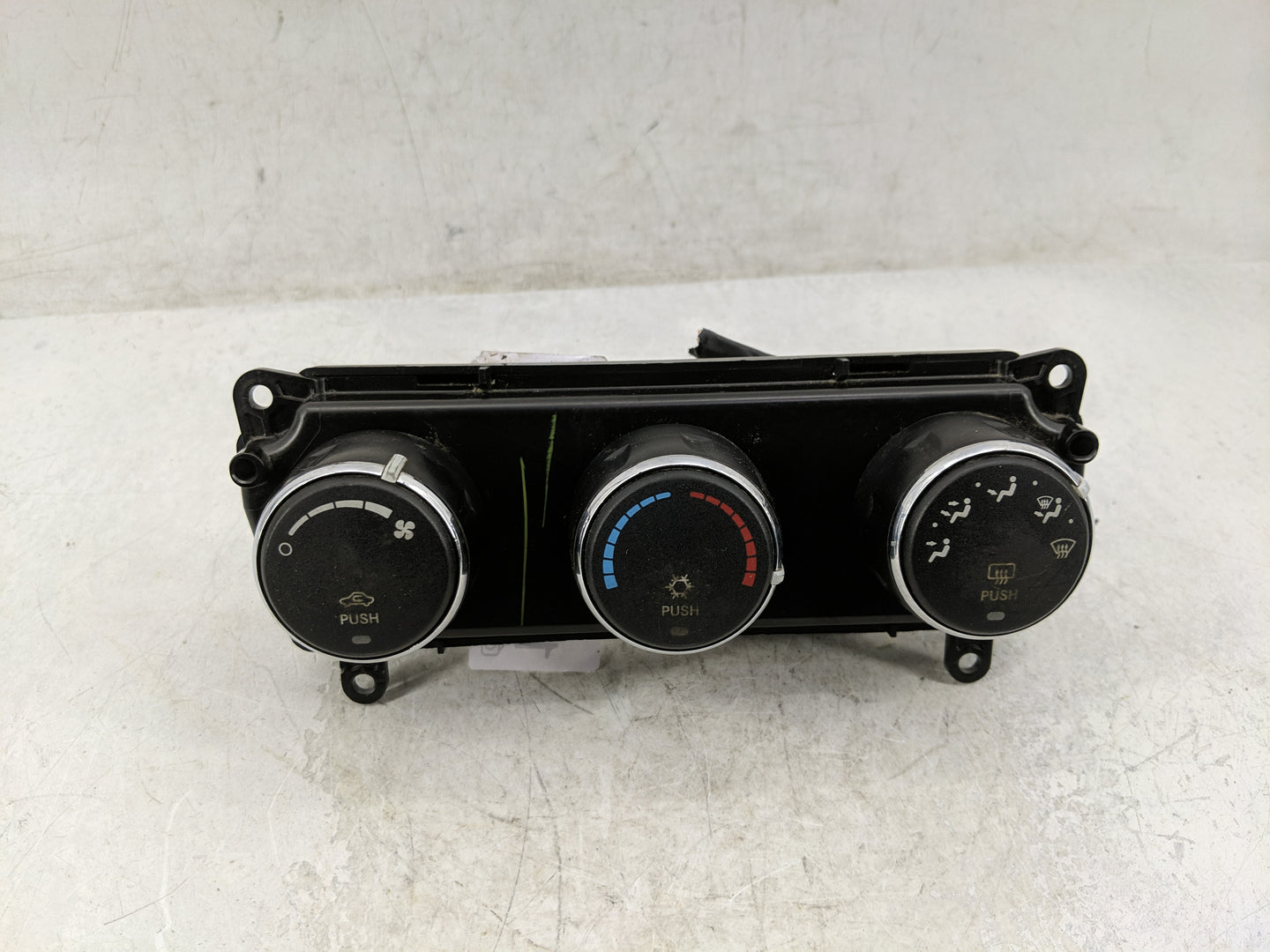 2007-2009 Chrysler Sebring Climate Control Module Temperature AC/Heater Replacement P/N:P55111889AA Fits Fits 2007 2008 2009