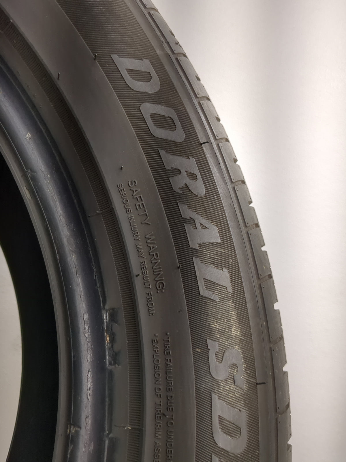 Used Tire 215/60R17 DORAL SDL SPORT + 96H - Tread Depth 8/32 - Oemusedautoparts1.com