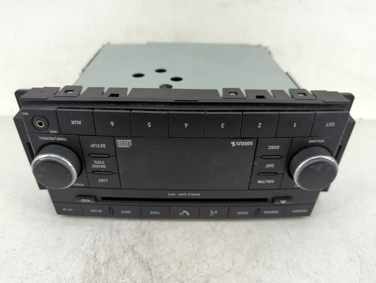 2007-2008 Chrysler Sebring Radio AM FM Cd Player Receiver Replacement P/N:P05064420AF Fits Fits 2007 2008 OEM Used Auto Part