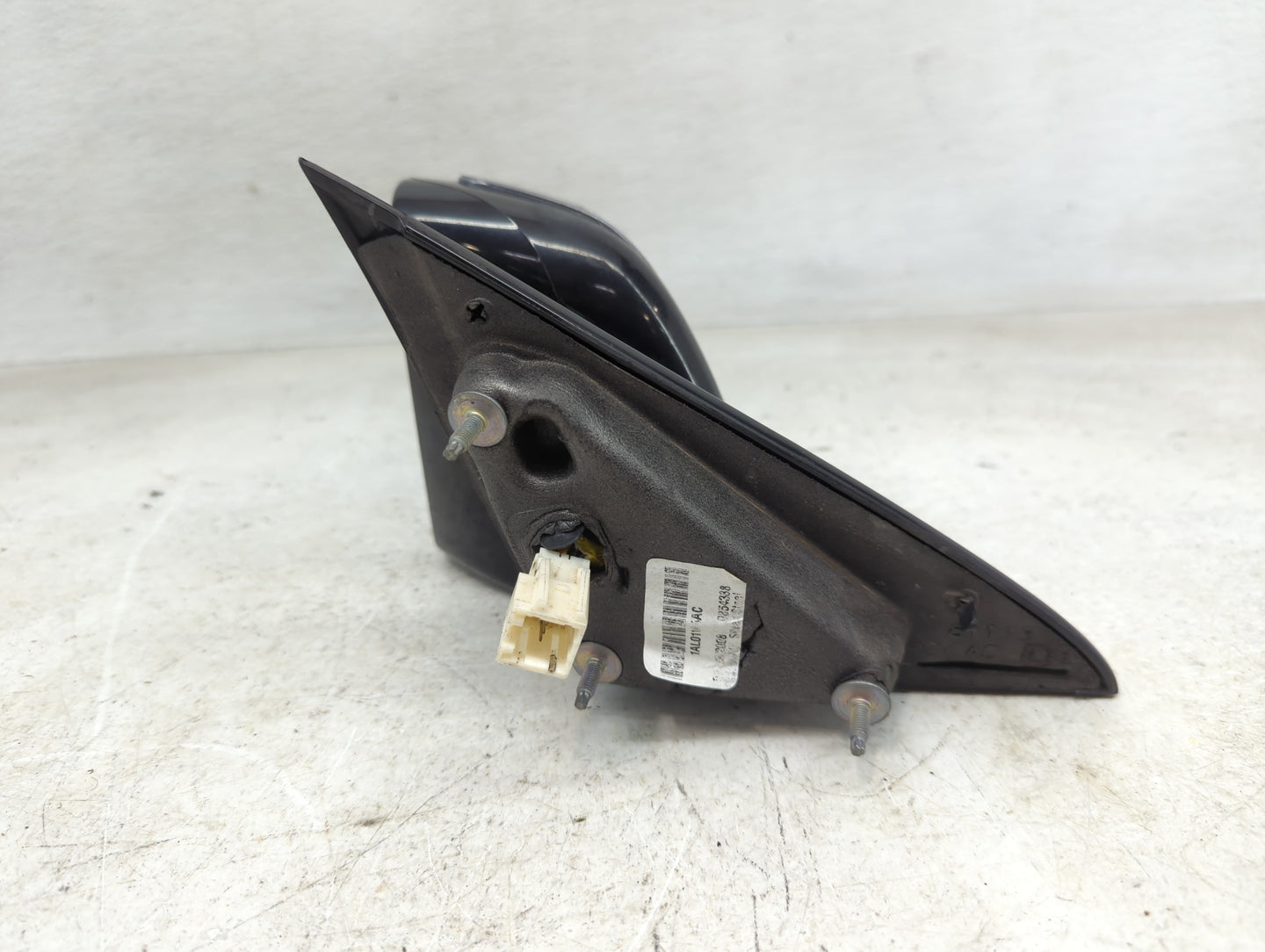 2007-2010 Chrysler Sebring Driver Side View Mirror - Left Door Mirror OEM Used - Oemusedautoparts1.com