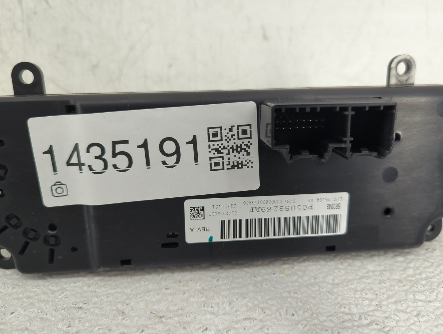 2008-2010 Chrysler Sebring Climate Control Module Temperature AC/Heater Replacement P/N:P05058269AF 58024B Fits OEM Used Aut