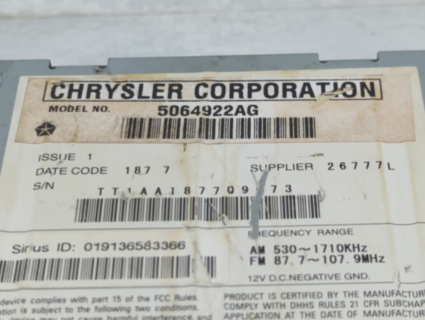 2007-2008 Chrysler Sebring Radio AM FM Cd Player Receiver Replacement P/N:5064922AG Fits Fits 2007 2008 OEM Used Auto Parts 