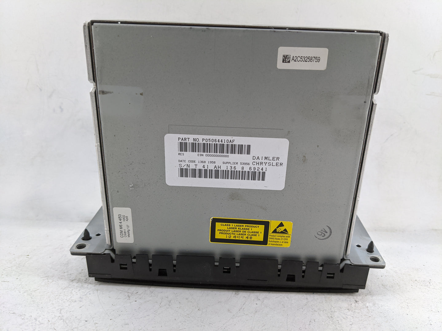 2007-2008 Chrysler Sebring Radio AM FM Cd Player Receiver Replacement P/N:P05064410AF Fits Fits 2007 2008 OEM Used Auto Part