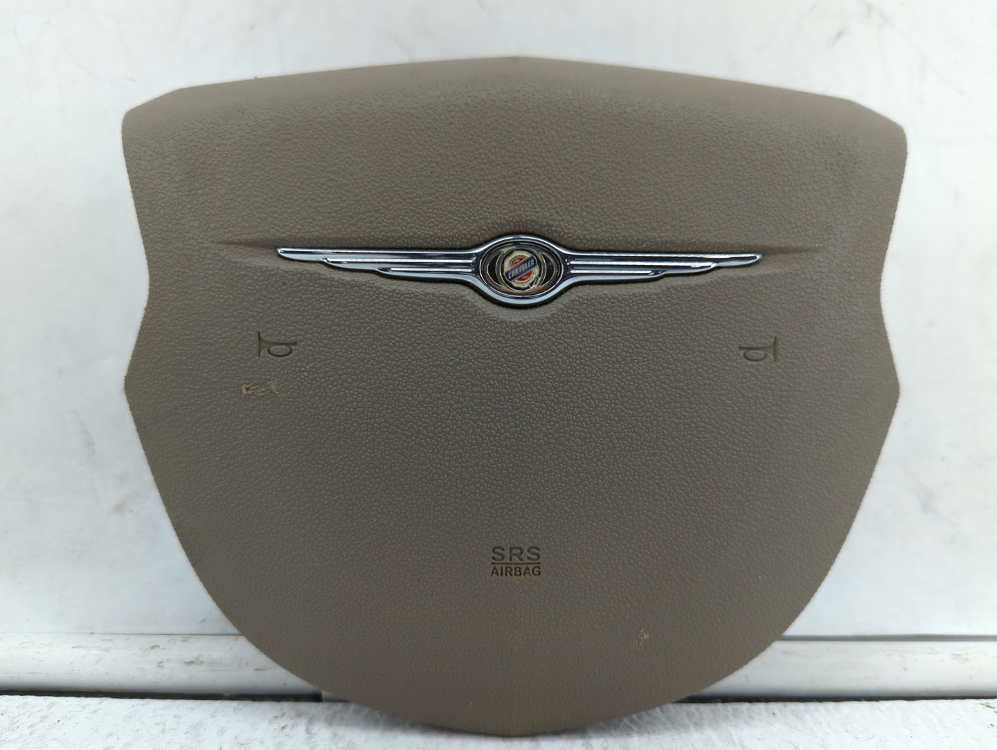 2007-2009 Chrysler Sebring Air Bag Driver Left Steering Wheel Mounted Fits Fits 2007 2008 2009 OEM Used Auto Parts - Oemused