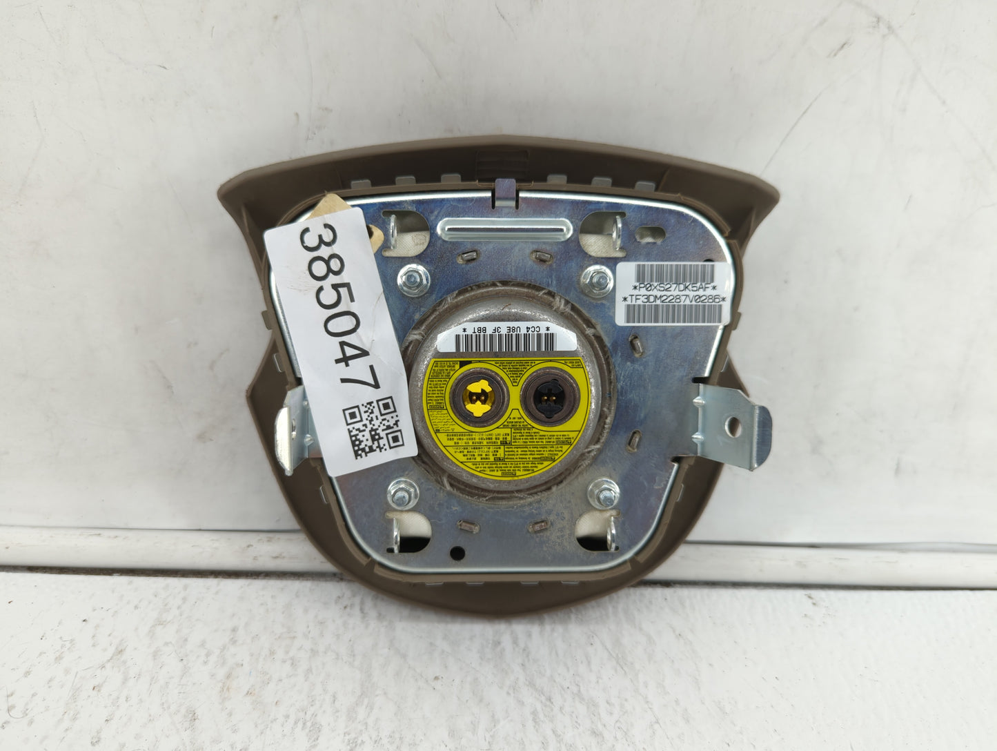 2007-2009 Chrysler Sebring Air Bag Driver Left Steering Wheel Mounted Fits Fits 2007 2008 2009 OEM Used Auto Parts - Oemused