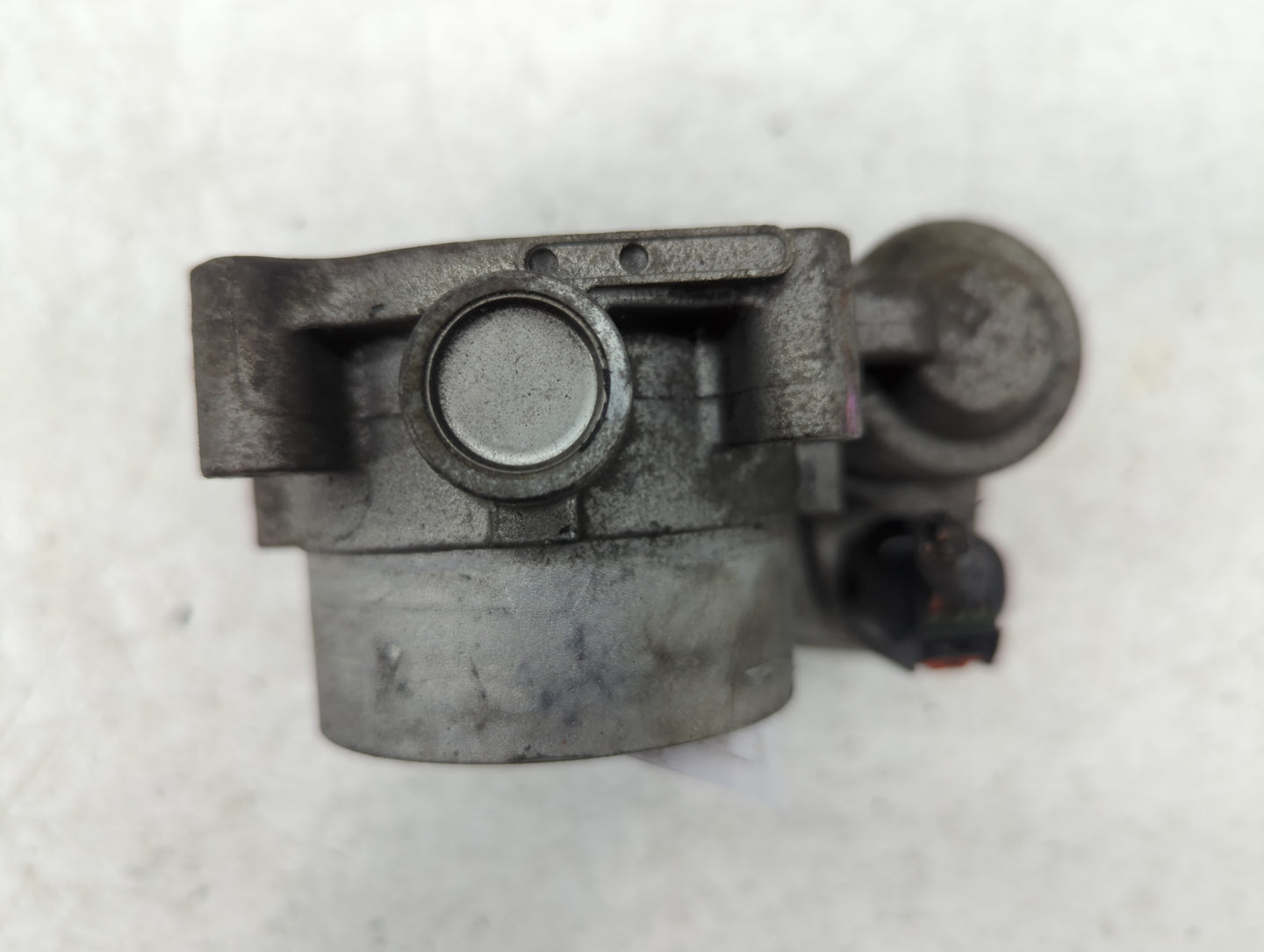 2007-2010 Chrysler Sebring Throttle Body P/N:A2C53099253 Fits Fits 2007 2008 2009 2010 OEM Used Auto Parts - Oemusedautopart