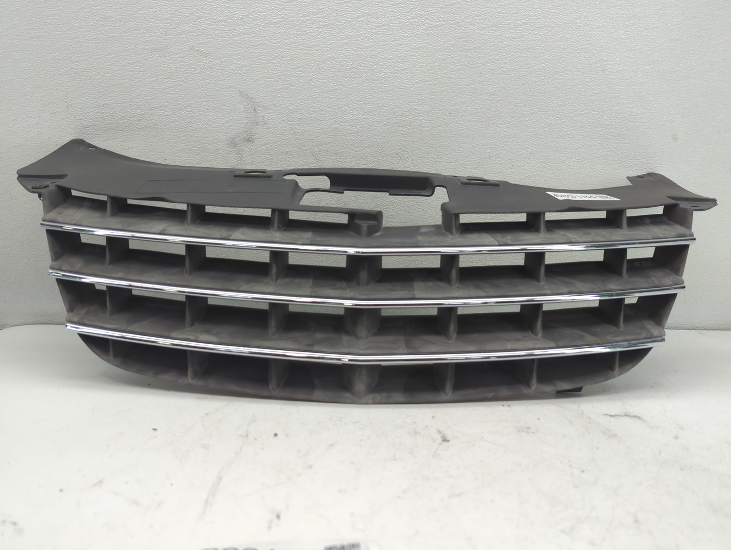 2007-2010 Chrysler Sebring Front Grille Bumper Not Included - Oemusedautoparts1.com