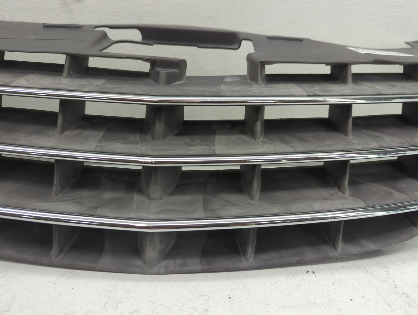 2007-2010 Chrysler Sebring Front Grille Bumper Not Included - Oemusedautoparts1.com