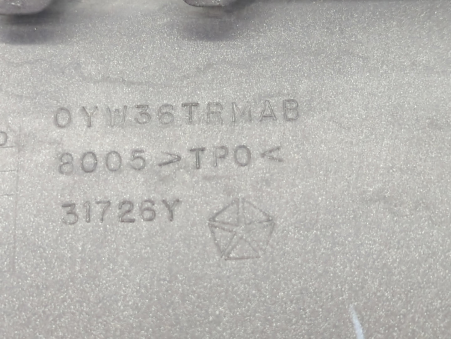 2007-2010 Chrysler Sebring Front Grille Bumper Not Included - Oemusedautoparts1.com