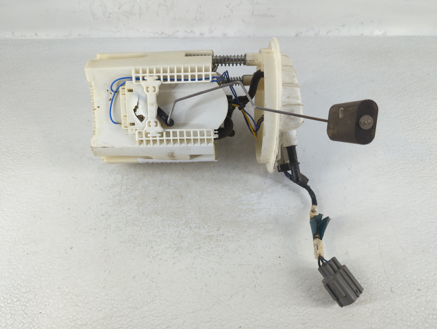 2007-2010 Chrysler Sebring Electrical Gas Fuel Pump Assembly - Oemusedautoparts1.com