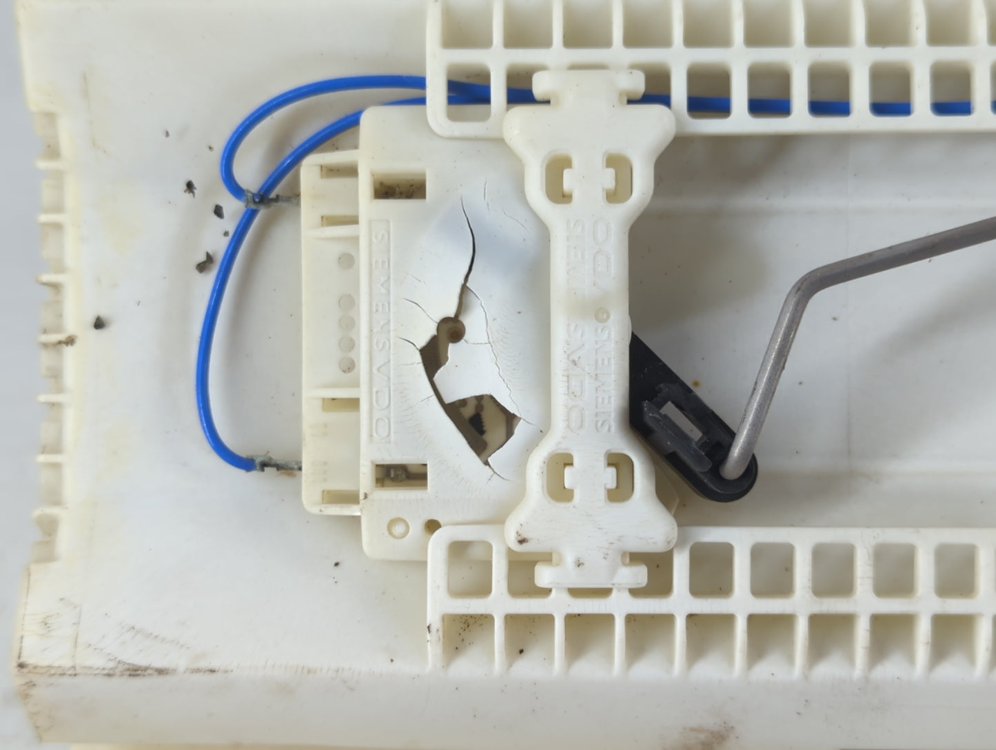 2007-2010 Chrysler Sebring Electrical Gas Fuel Pump Assembly - Oemusedautoparts1.com