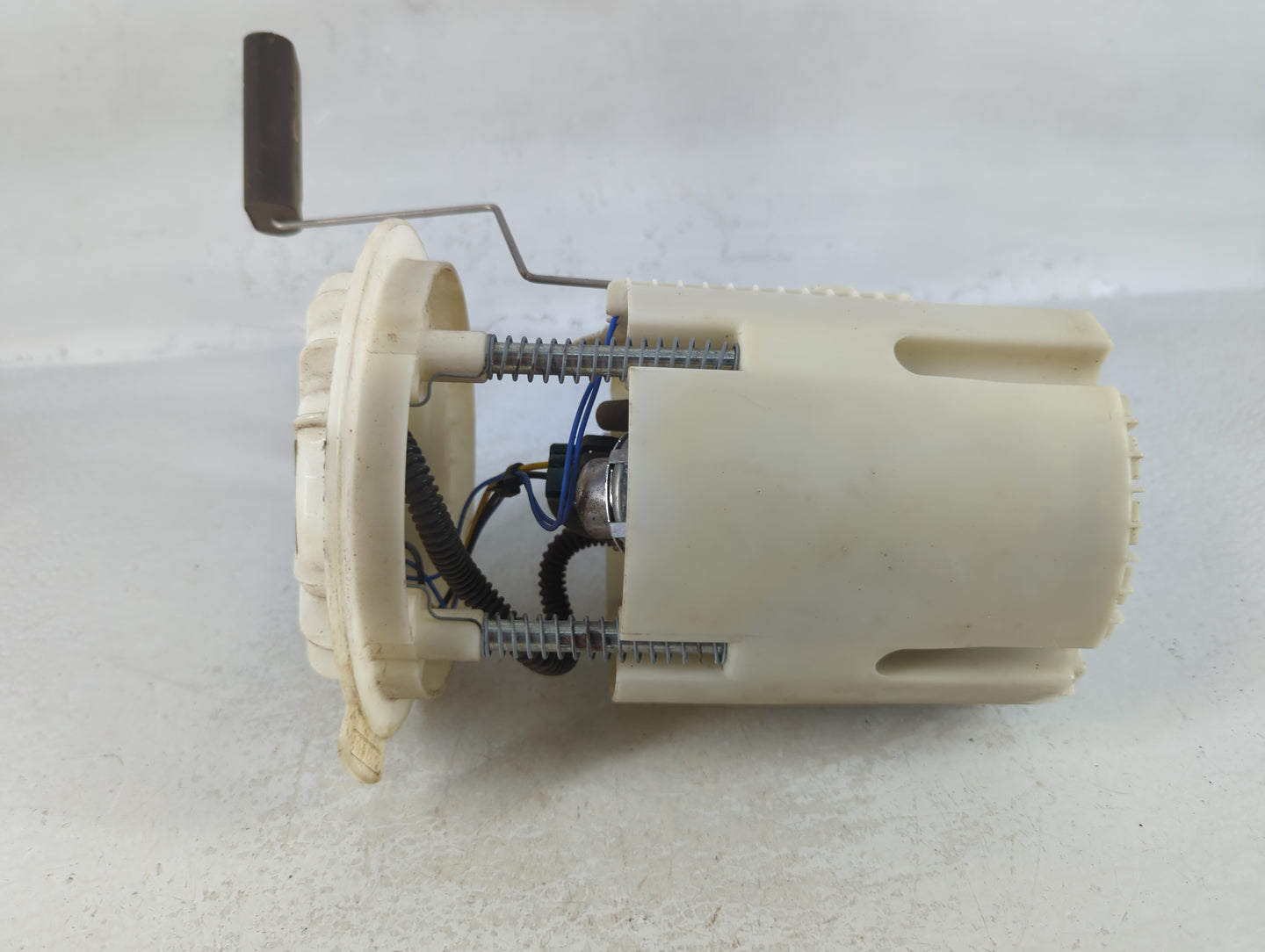 2007-2010 Chrysler Sebring Electrical Gas Fuel Pump Assembly - Oemusedautoparts1.com