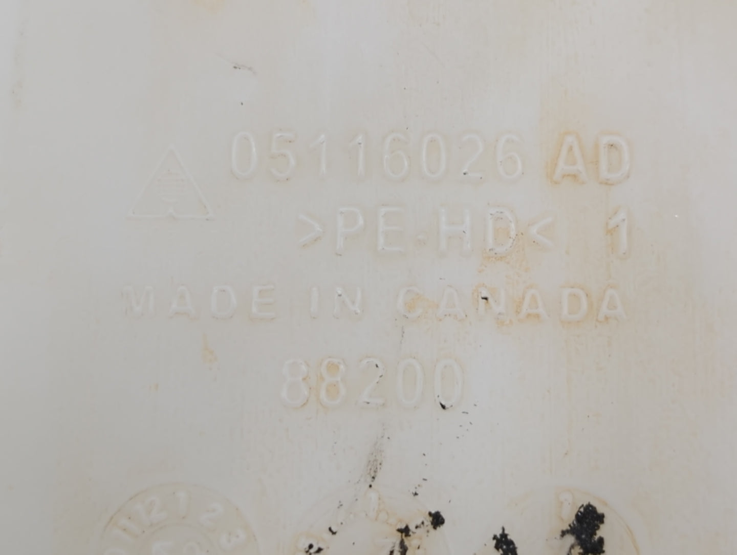 Chrysler Sebring Windshield Washer Fluid Reservoir Bottle Oem - Oemusedautoparts1.com