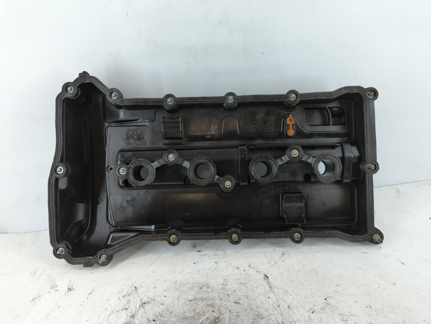 2008 Chrysler Sebring Driver Left Cylinder Head Valve Cover Fits OEM Used Auto Parts - Oemusedautoparts1.com