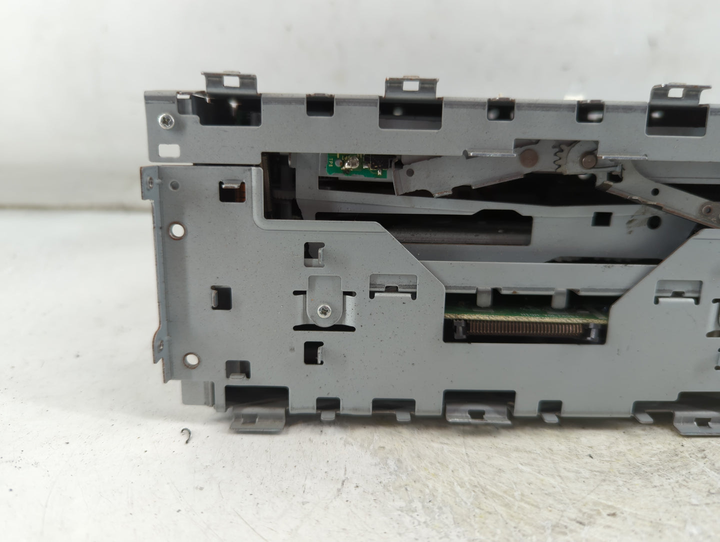 2007-2008 Chrysler Sebring Radio AM FM Cd Player Receiver Replacement P/N:05064923AG Fits Fits 2007 2008 OEM Used Auto Parts