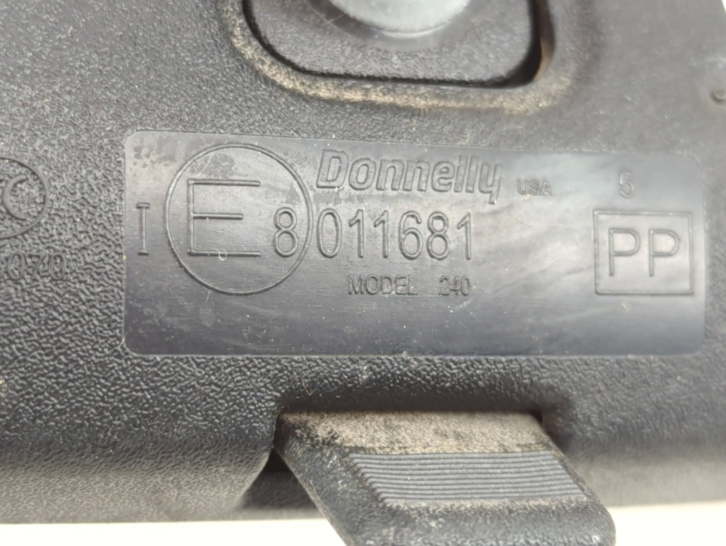 2007-2010 Chrysler Sebring Interior Rear View Mirror Replacement OEM P/N:E8011681 Fits OEM Used Auto Parts - Oemusedautopart